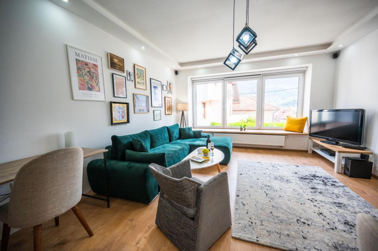 Spacious And Bright 2Bdr Apartment In The Old Town Saraievo Exterior foto