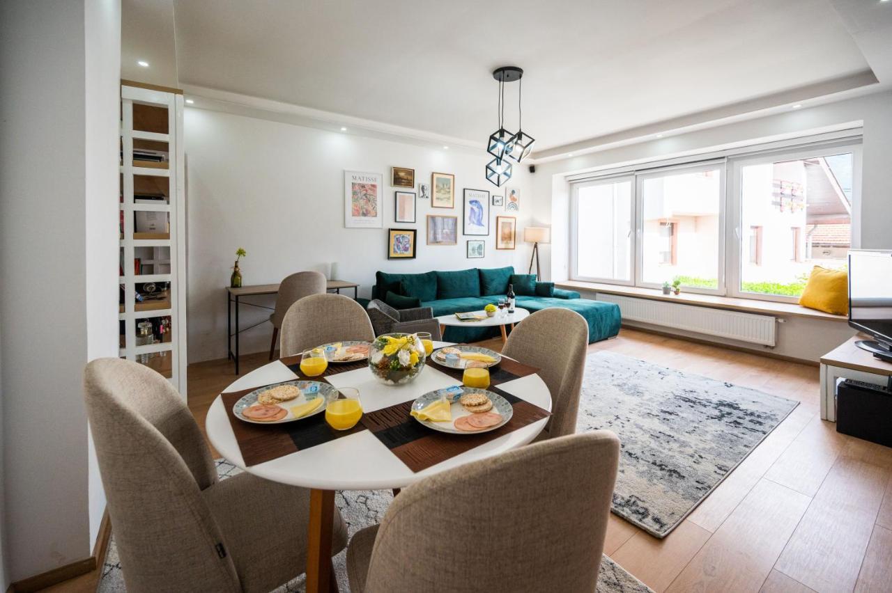 Spacious And Bright 2Bdr Apartment In The Old Town Saraievo Exterior foto