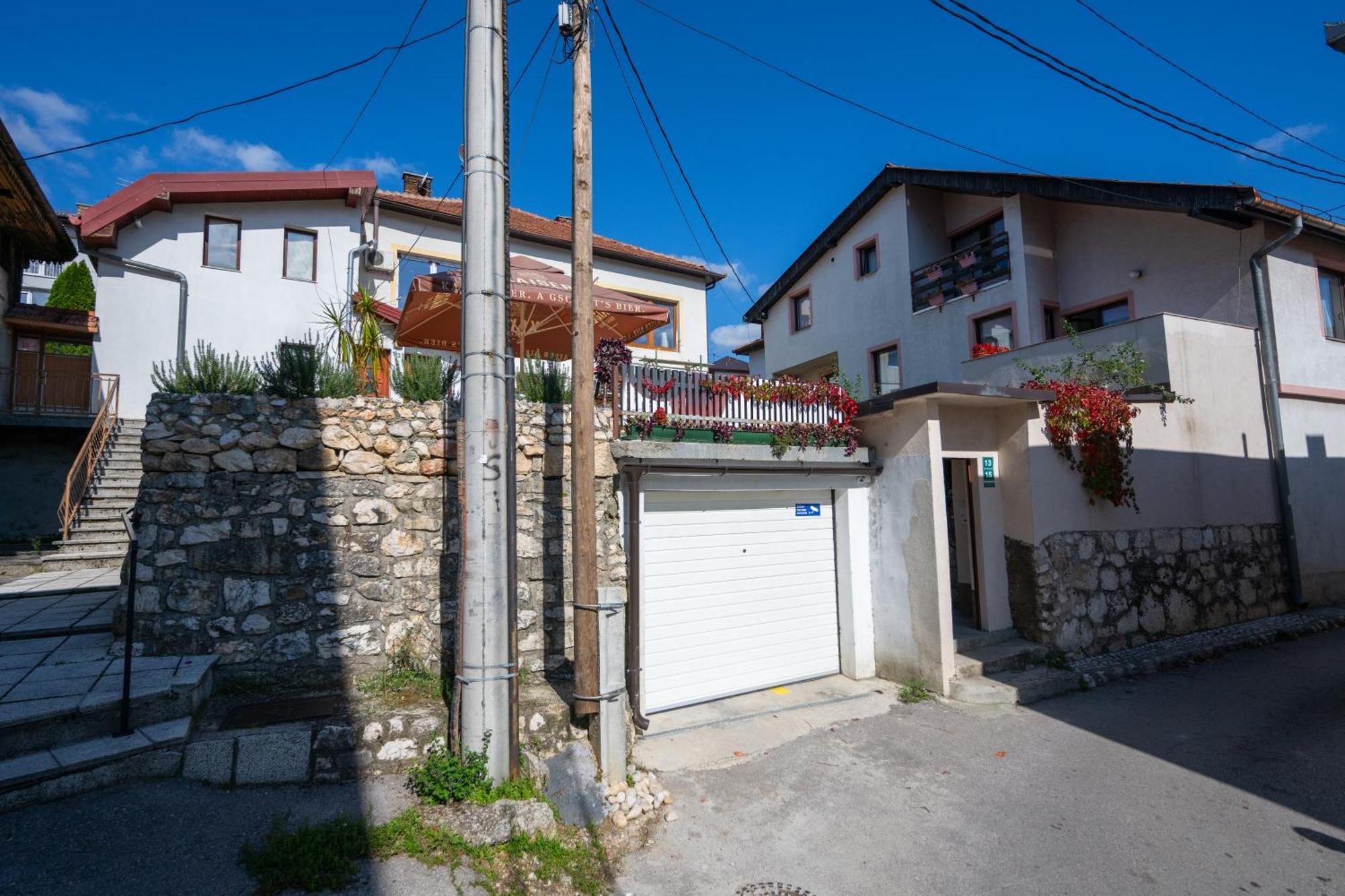 Spacious And Bright 2Bdr Apartment In The Old Town Saraievo Exterior foto